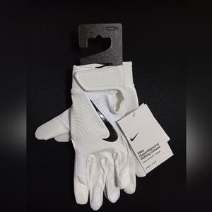Nike Unisex White Batting Gloves. Size: Large